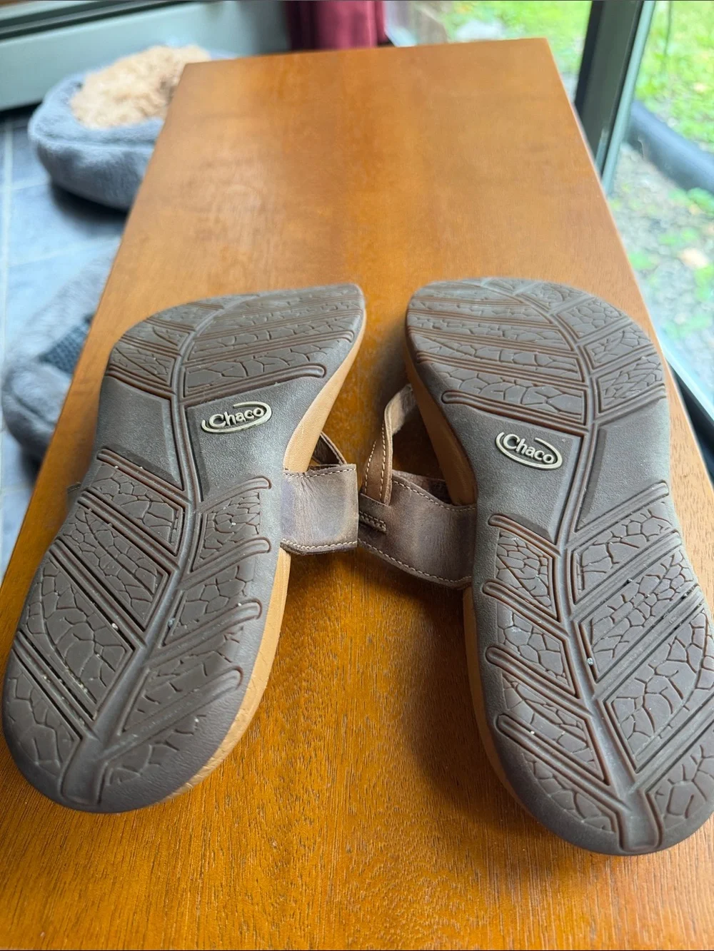 715 Chaco Brown Leather Thong Sandals